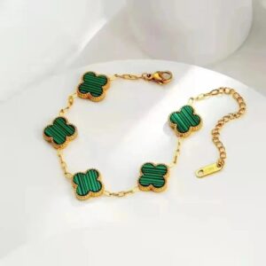 Van Cleef & ArpelsClassic Five Flower Bracelet