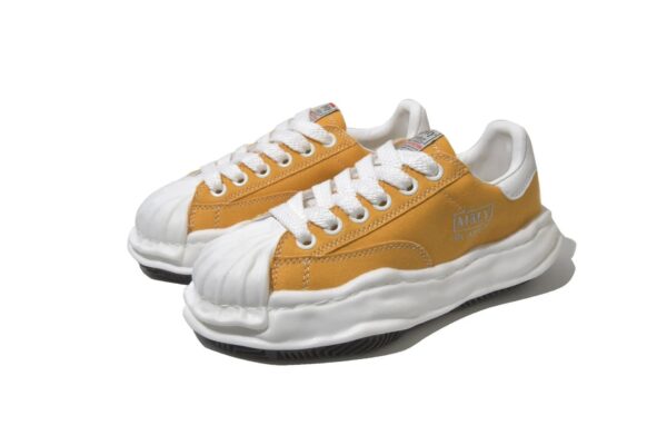 MIHARA YASUHIRO Original Sole dissolving shoes collection