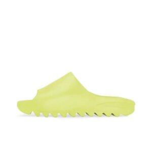 Yeezy kanye Slippers in the same styleFluorescent green