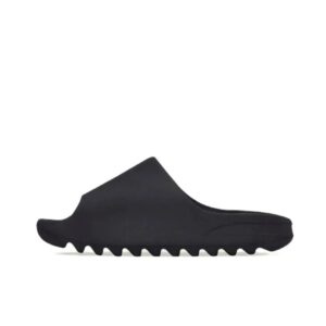 Yeezy kanye Slippers in the same styleblack