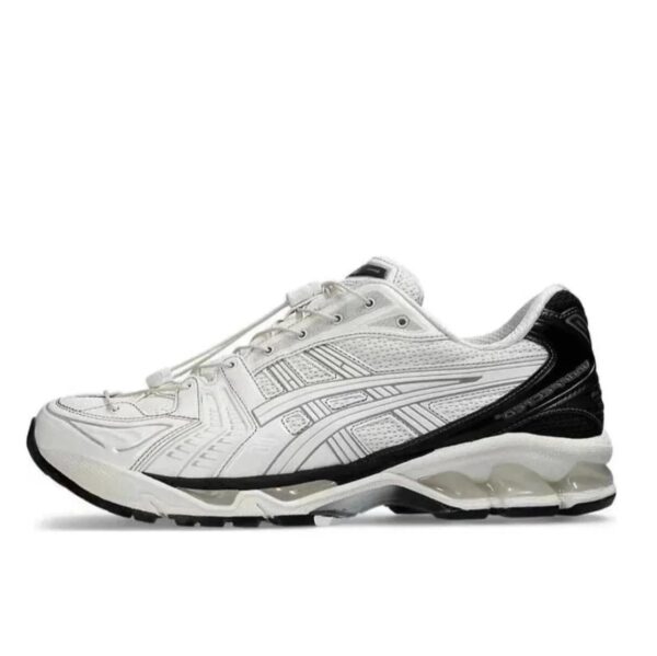 ASICS GEL-KAHANA  TR V4 sneakers White and black