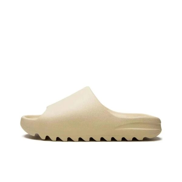 Yeezy kanye Slippers in the same styleWarm Sand Color