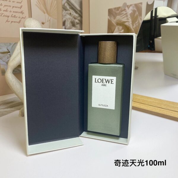 Loewe Aire Miracle Skylight Eau de Toilette