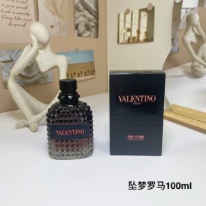 ‌Valentino Born In Roma Coral Fantasy perfumery