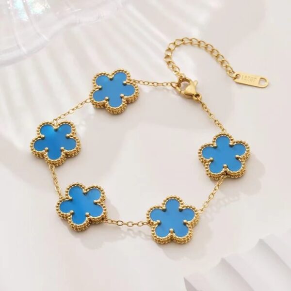 Van Cleef & ArpelsClassic Five Flower Bracelet