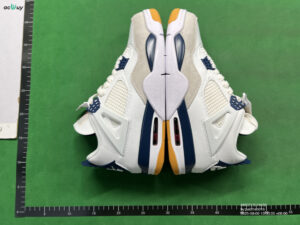 Jordan 4 blue cement Qc image