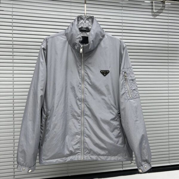2024 New Arrival Jacket Prada～Triangle△Logo New Hooded Jacket