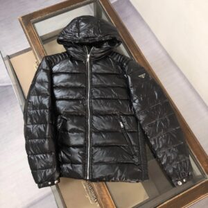PRADA Fall/Winter 2024 New Arrival Business-Casual Hooded Down Jacket～