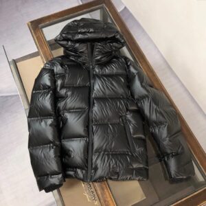 PRADA Fall/Winter 2024 Exclusive Custom Down Jacket!! Body engraved with the brand's signature lettering logo design