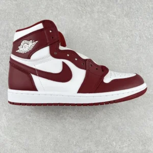 air jordan 1 high og Red and white color clash
