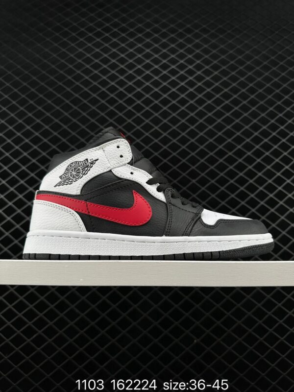 Air Jordan 1 Mid Black and White Panda