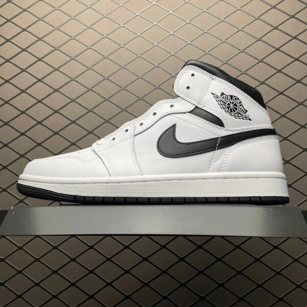 Air Jordan 1 Mid Mid-Top Cultural Basketball Shoes BQ8426-132 Mid-Cut Cultural Basketball Shoes BQ8426-132