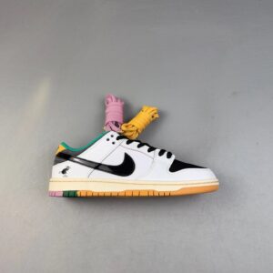 CSEF x Nike Dunk SB Low Collaboration White/Black/Green Scratch-Off