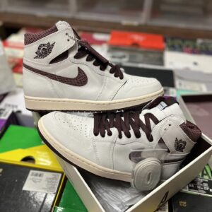 Air Jordan 1 Grey/Brown Snake Print High-Top Retro Basketball Sneakers