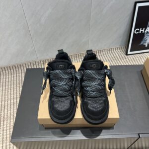25th Anniversary UGG Bestseller Platform Lace-Up Thick Sole Series in Black