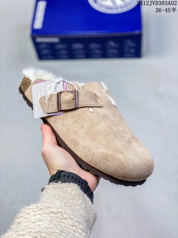 BIRKENSTOCK Boston Fur-Lined Sandals