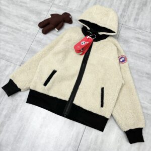 Canada Goose Shearling Hooded Jacket Off-White Contrast Colorway