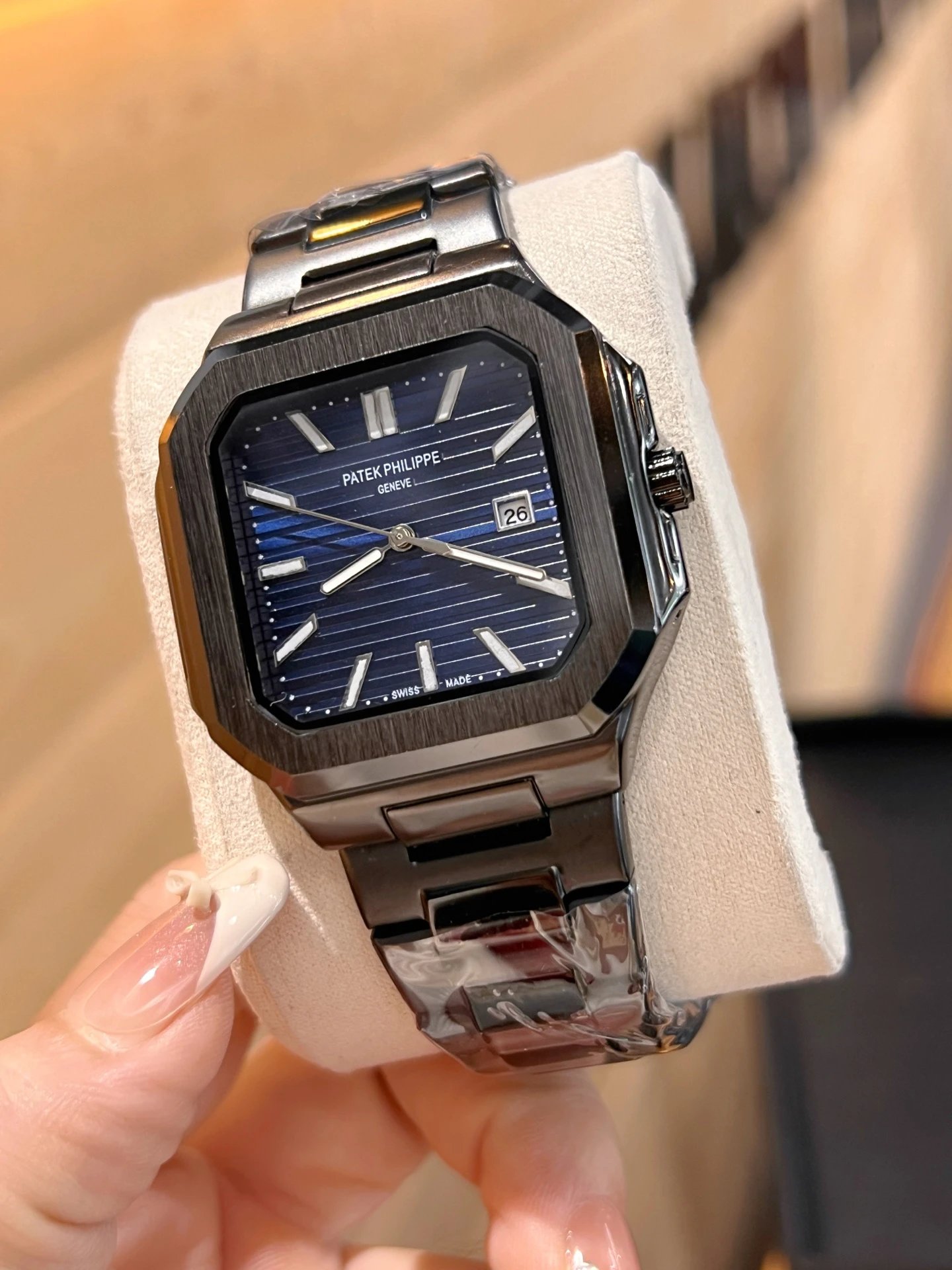 Patek Philippe Blue Dial Watch Classic Style