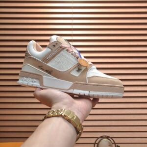 Louis Vuitton Trainer Trendy Blue & White Sneakers