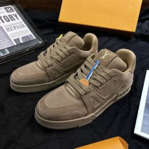 Louis Vuitton Trainer Pink Sneakers