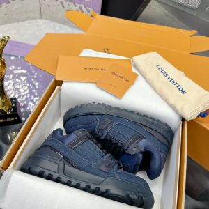 Louis Vuitton Trainer Trendy Black and White Sneakers