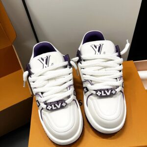 Louis Vuitton Trainer White & Green Sneakers